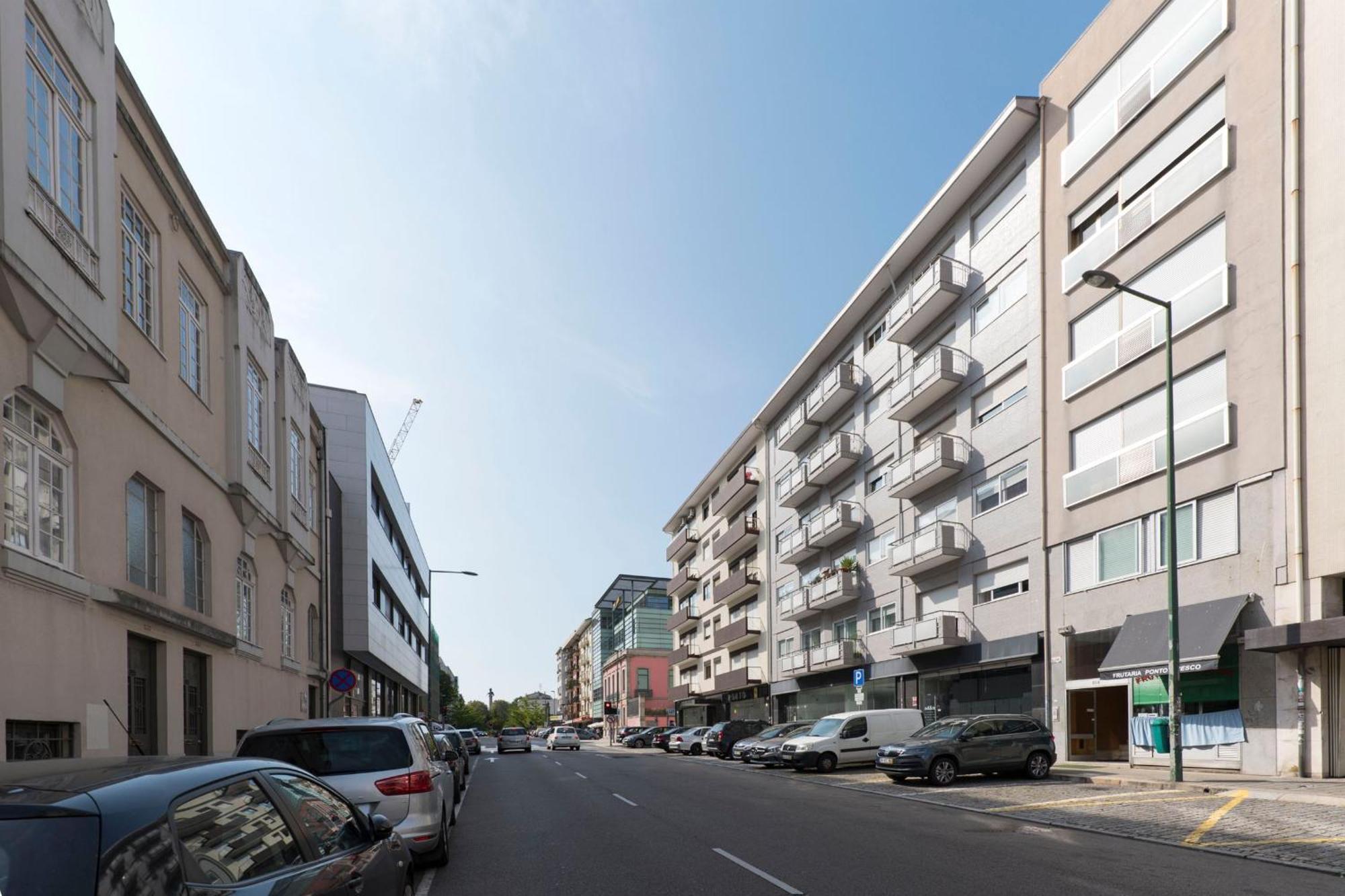 Lovelystay - Boavista Cozy Apartment Porto Ngoại thất bức ảnh