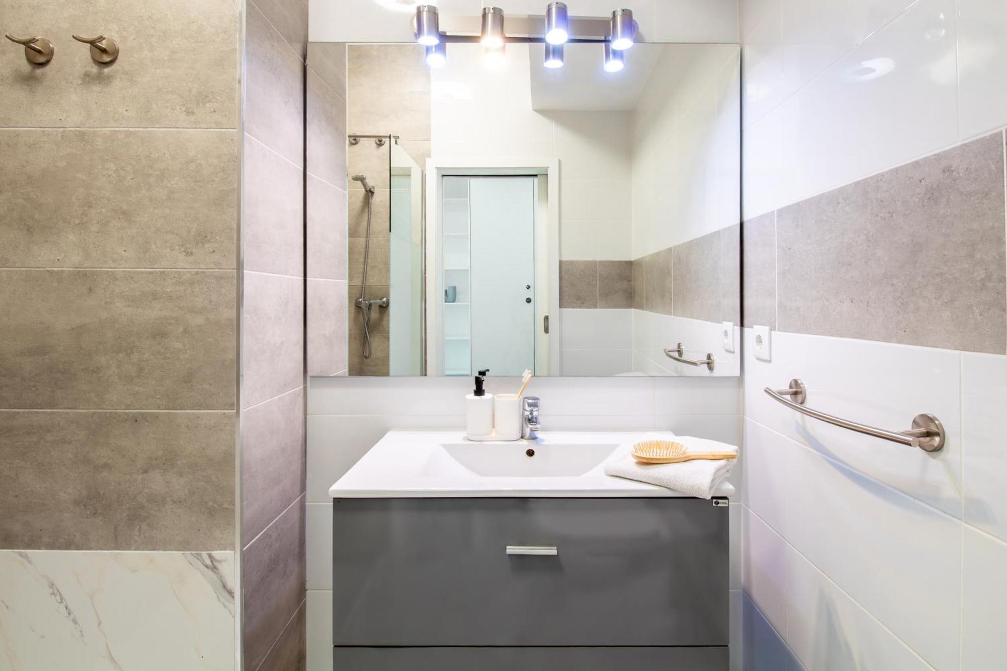 Lovelystay - Boavista Cozy Apartment Porto Ngoại thất bức ảnh