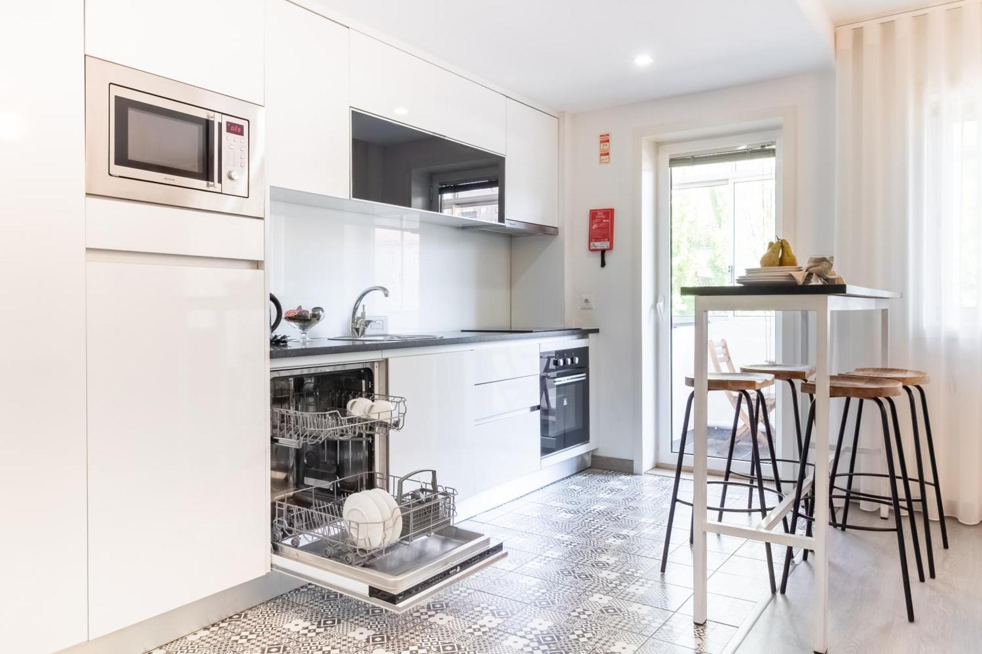 Lovelystay - Boavista Cozy Apartment Porto Ngoại thất bức ảnh